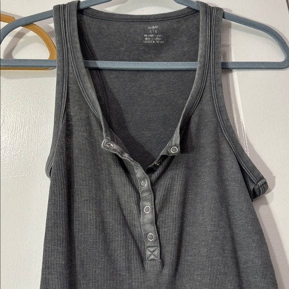 Aerie Perfectly Poised Henley tanks(2) Size Large - Picture 3 of 4